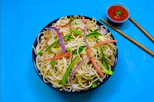 Hakka Noodles