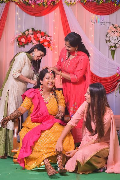 Wedding photographer Sudipta Bharadwaj (theweddinghues18). Photo of 10 December 2020