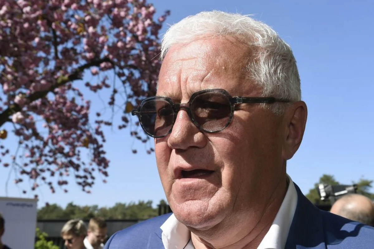 Patrick Lefevere voor de start van de Vuelta: "Ik stel voor dat we met José De Cauwer in gedachten koersen"