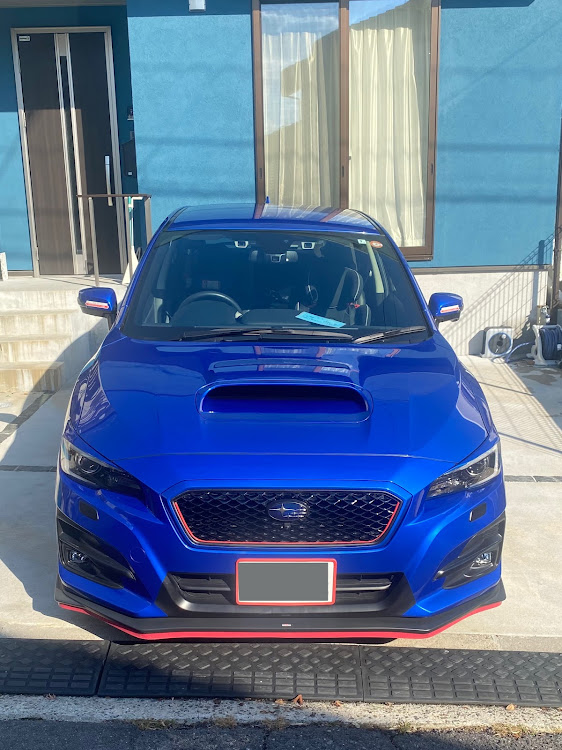 レヴォーグのザイモールチタニウムグレイズ・洗車・例のブツに関するカスタム事例の投稿画像1枚目