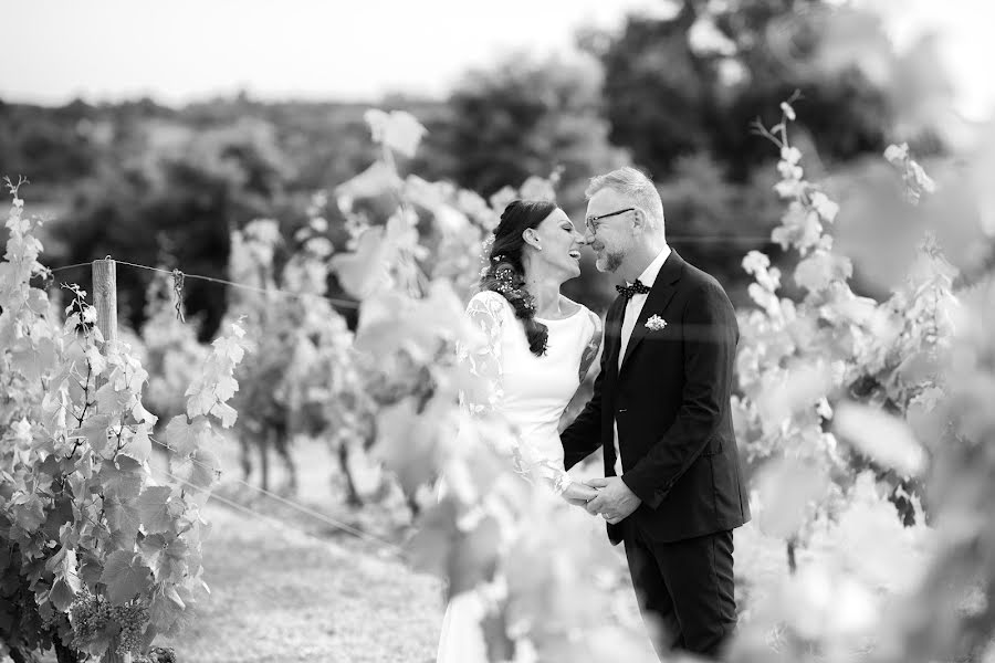 Fotografo di matrimoni Maddalena Messa (maddalenamessa). Foto del 8 marzo 2022