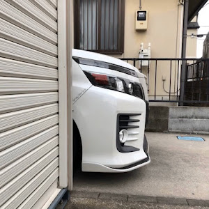 ヴォクシー ZRR80W
