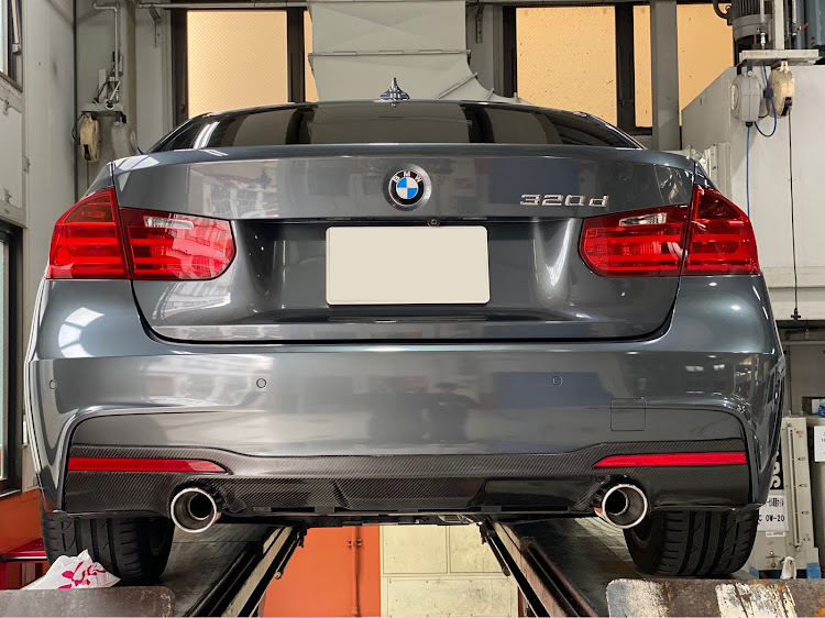 かっとばんさんが投稿したbmw・F30・3シリーズ セダンに関するカスタム事例の投稿画像3枚目