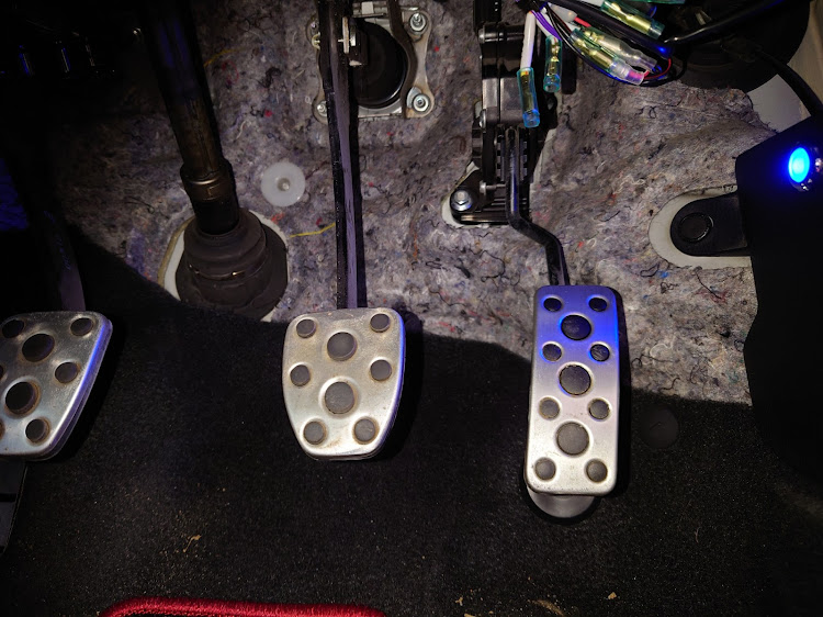 BRZのアクセルペダルスペーサに関するカスタム事例の投稿画像2枚目