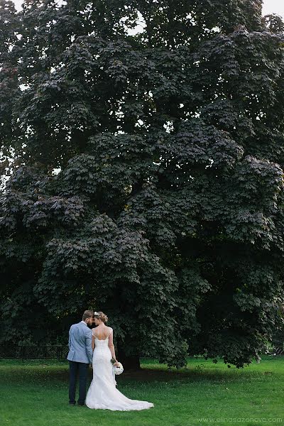 結婚式の写真家Elina Sazonova (sunnmy)。2016 3月21日の写真