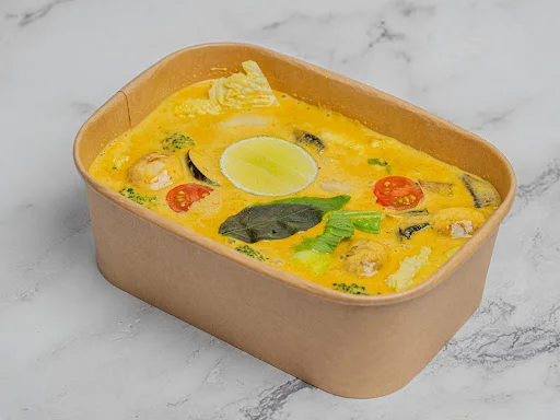 Yellow Thai Curry Chicken