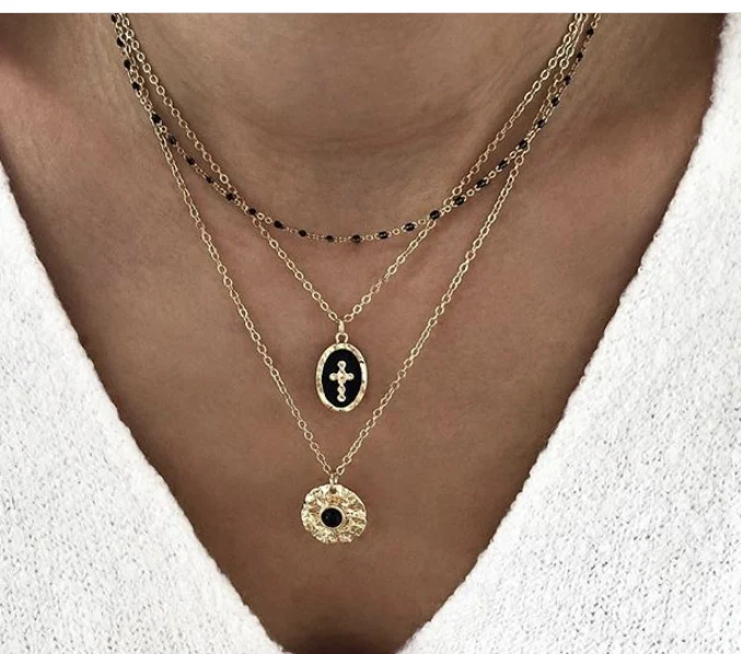 Rundes Kreuz-Halskette für Damen, mehrlagig, ein vielseitiges Schmuckstück, das jedem Outfit eine stilvolle und elegante Note verleiht.
