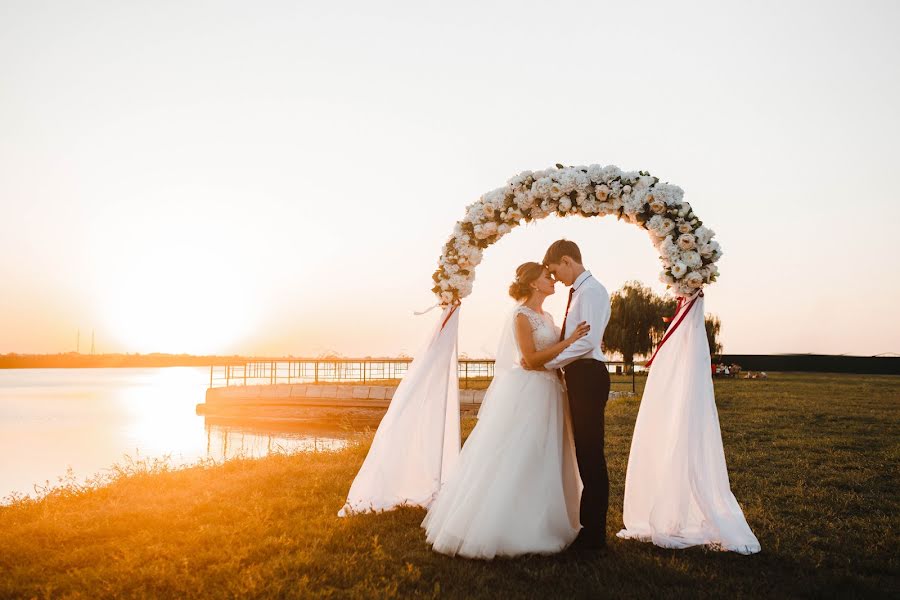 Wedding photographer Irina Ponomarenko (ponomart). Photo of 22 August 2018