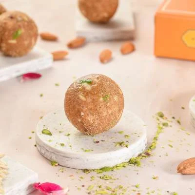 Panjiri Ladoo