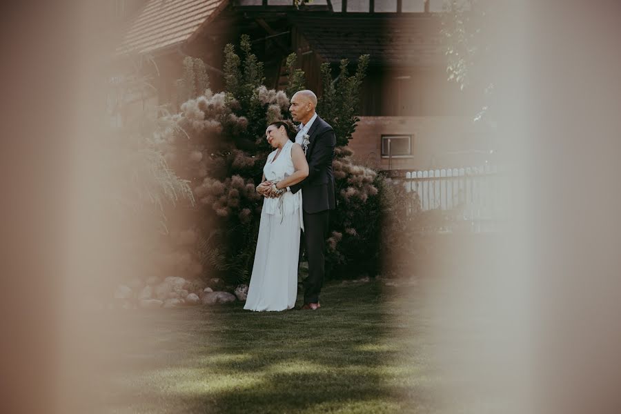 Bryllupsfotograf Lisa Hedrich (weddingfoto). Bilde av 17 august 2023