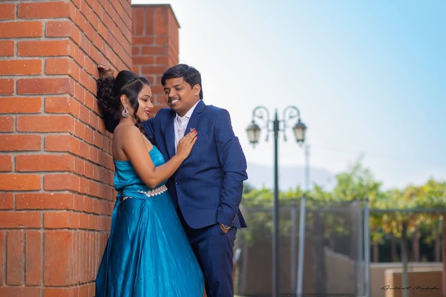 Wedding photographer Aniket Sarita Hemant Malode (malode). Photo of 12 December 2020