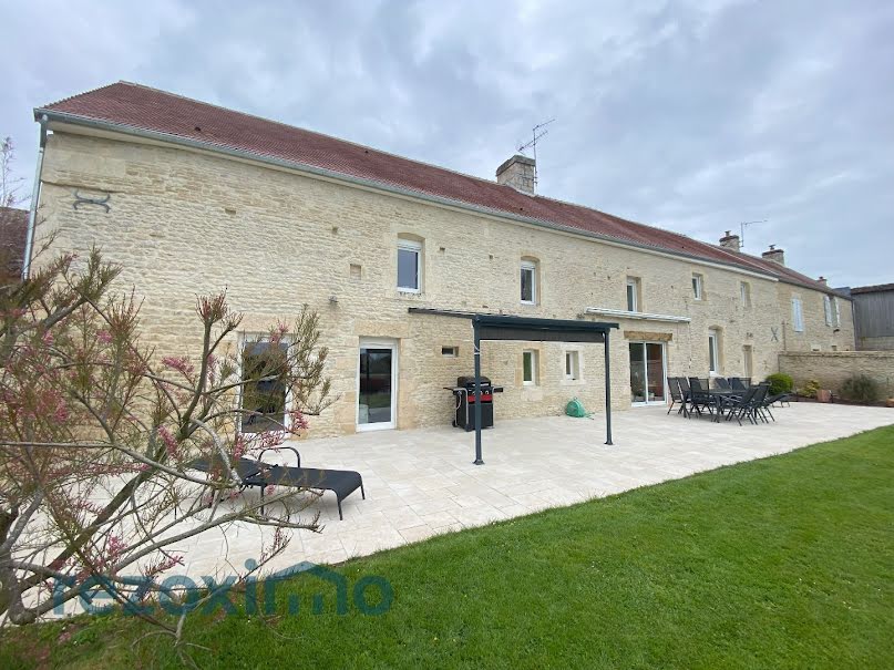 Vente propriété 8 pièces 236 m² à Ernes (14270), 498 000 €