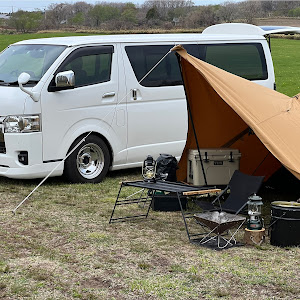 ハイエースバン GDH206V