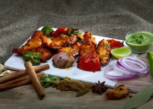 Achari Soya Chaap Tikka.