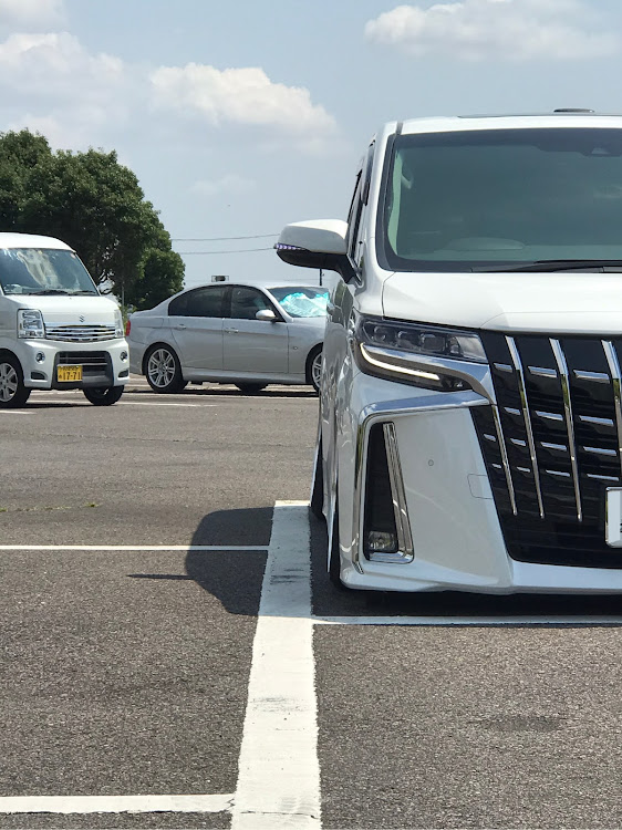アルファードのトヨタ・workwheels・新作・グノーシスAE201・グノーシスCVXに関するカスタム事例の投稿画像1枚目