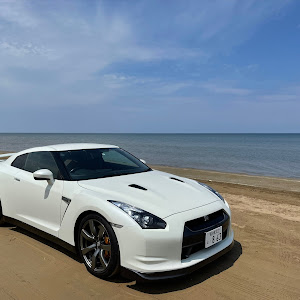 NISSAN GT-R R35