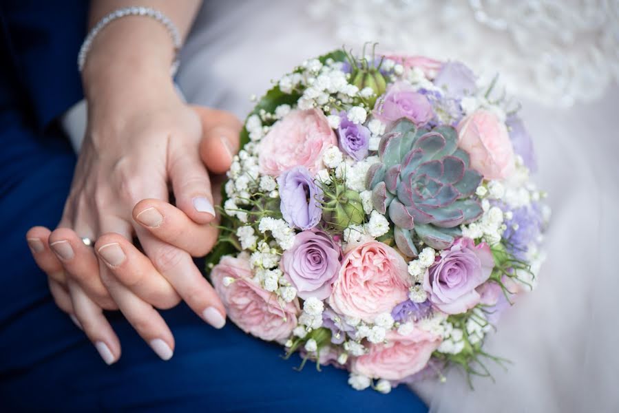 Fotografo di matrimoni Kate Adams (kate-adams). Foto del 10 marzo 2019