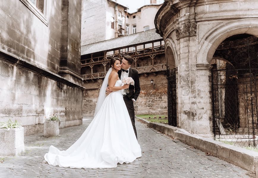 Fotografo di matrimoni Alena Smirnova (alenkas). Foto del 4 settembre 2022