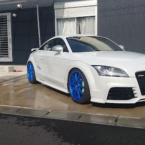 TT RS クーペ A5