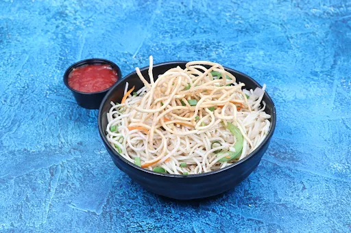 Veg Hakka Noodles