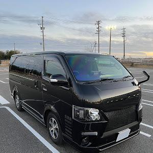 ハイエースバン KDH206V