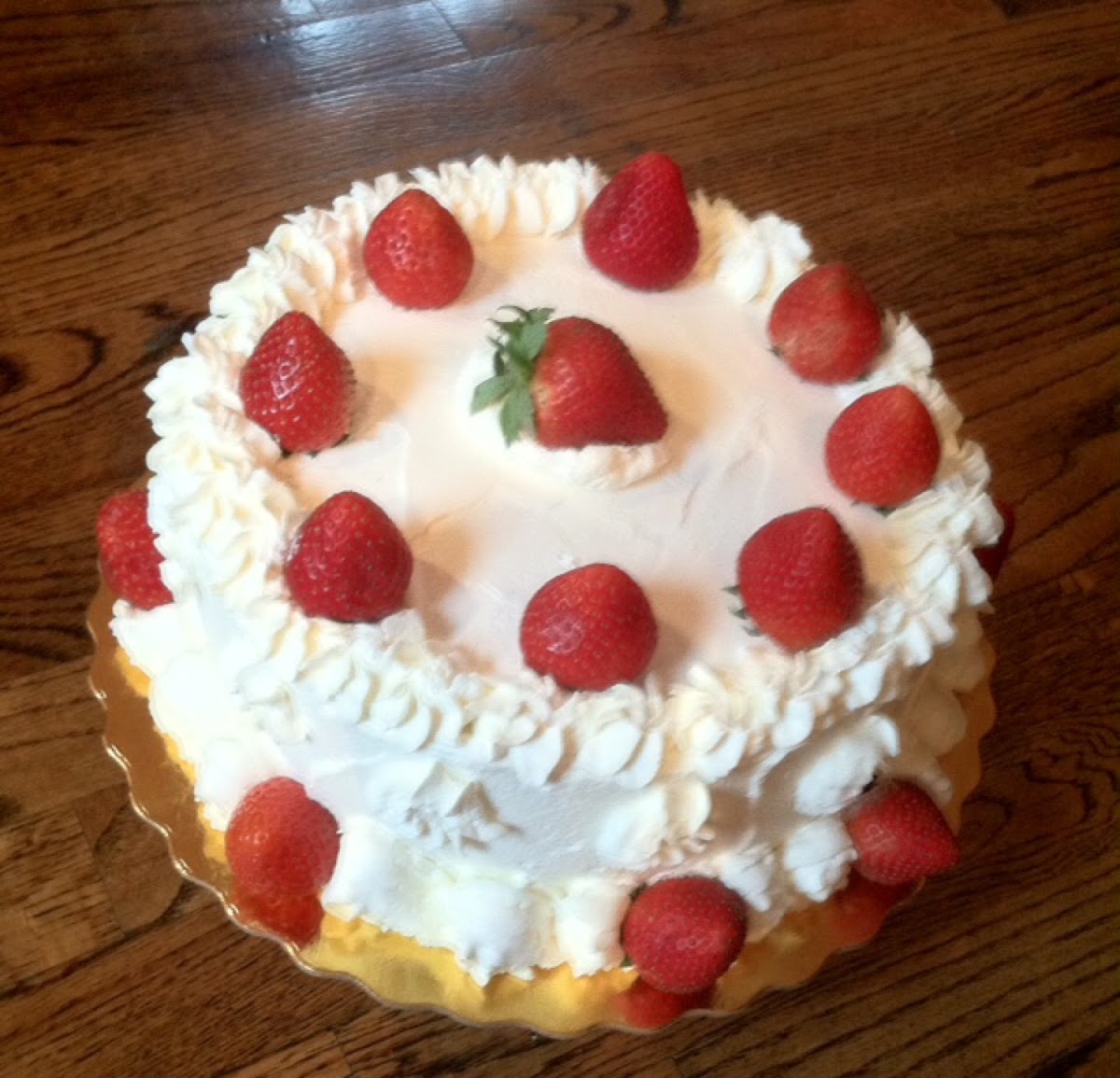 Strawberry shortcake.
Cakes made only to order.