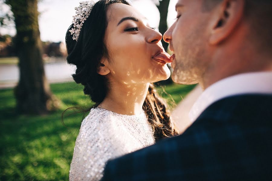 Fotógrafo de casamento Marina Ilina (mrouge). Foto de 28 de abril 2018