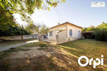 maison à Bollene (84)