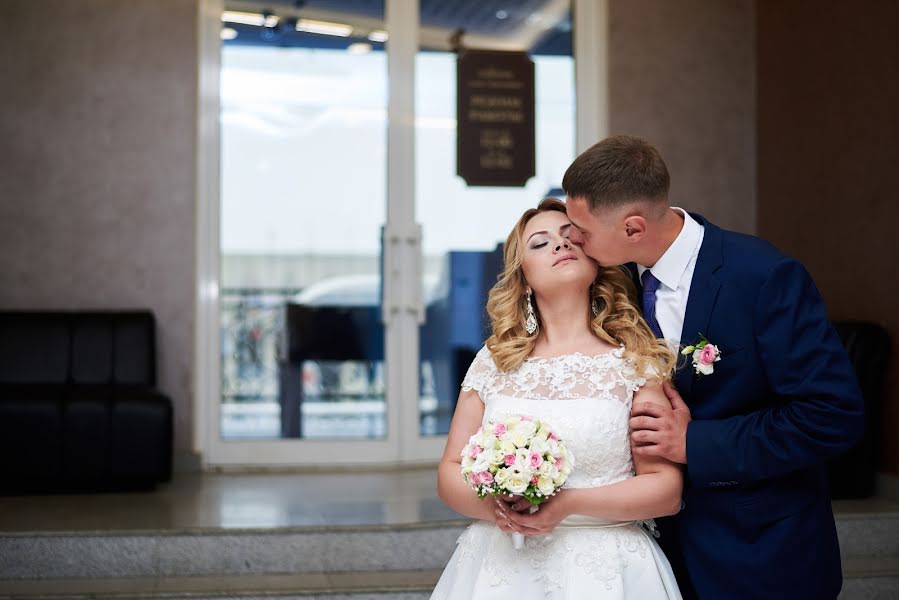 Fotógrafo de casamento Anastasiya Sokolova (anfalcon). Foto de 13 de outubro 2017