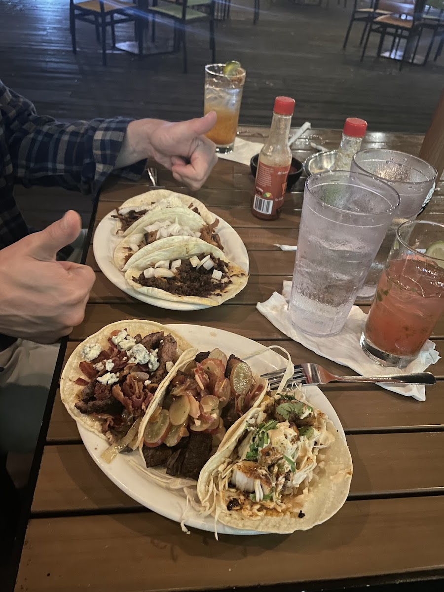 Great portions for the cost -- best tacos in Jax!