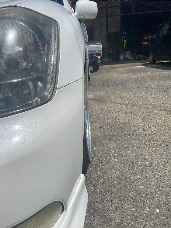 クラウンアスリートのツラだし・ファミリーカー・自己満足・SSR SP3に関するカスタム事例の投稿画像2枚目
