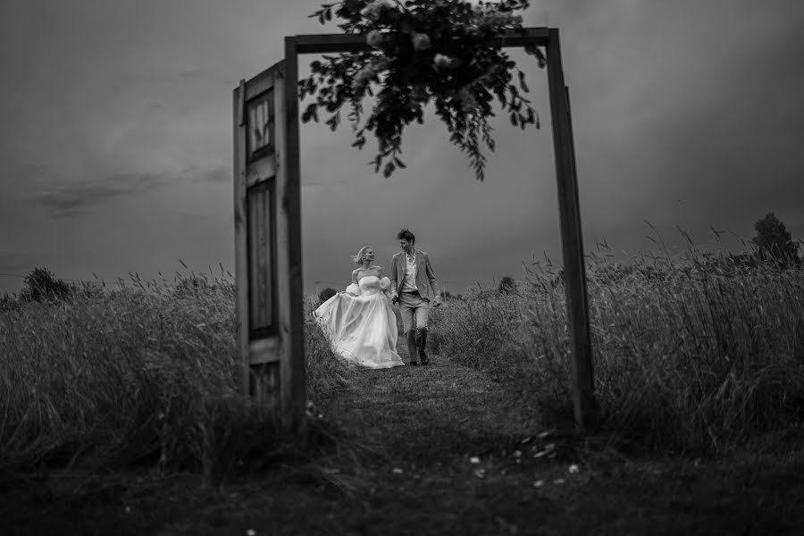 Fotógrafo de bodas Klaudia Amanowicz (wgrudniupopoludn). Foto del 21 de junio 2022