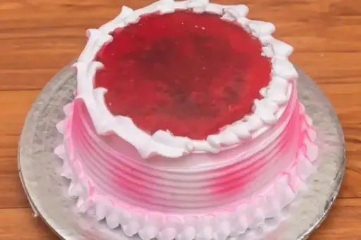 Vanilla Strawberry Cake