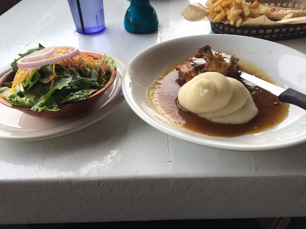 Lemon pepper chicken with mashed potatoes and salad. So good!!