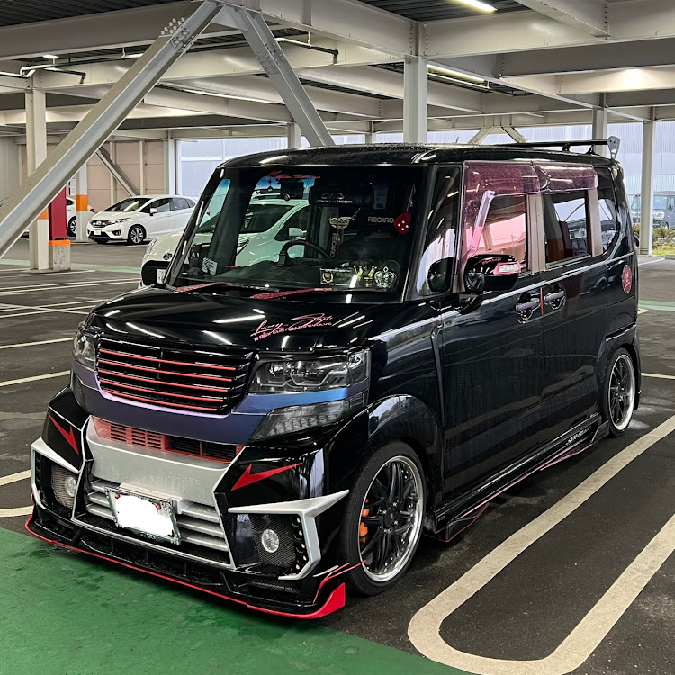 Nボックスカスタムの夜の車内空間・プチ弄り♪・team-Evolve・いつもイイネ&コメントありがとうございます🙇‍♂️に関するカスタム事例の投稿画像6枚目