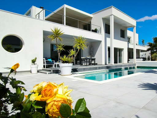 House 1