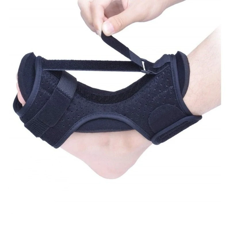 Orthèse de support de cheville pour pied tombant, renfort au cou-de-pied et sangle de fixation pour une démarche stable.