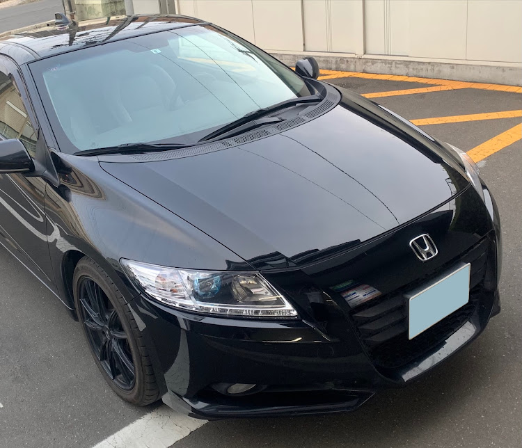CR-Zのフロントフェンダーで魅せろ！・前車の裏返し写メからに関するカスタム事例の投稿画像1枚目