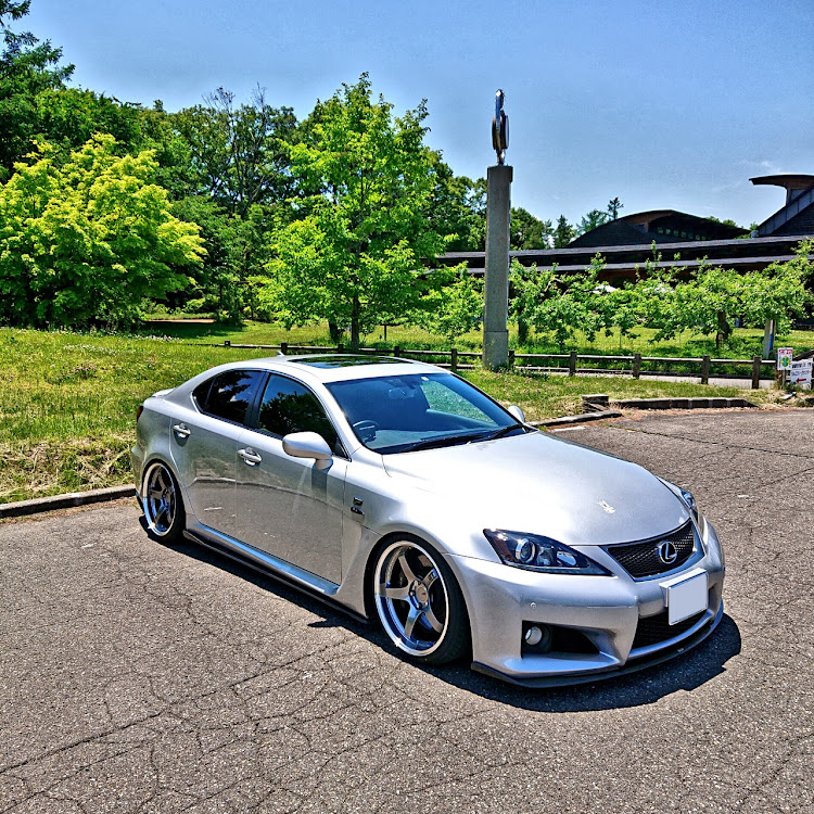 IS Fの洗車・ドライブ・緑が綺麗・夏はすぐそこ・コロナの収束を願うに関するカスタム事例の投稿画像2枚目