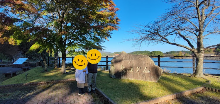 エルグランドのみんなでつくろうホイール図鑑・11月もよろしくお願いします・ドライブ・山はいいぞ・ダム湖に関するカスタム事例の投稿画像5枚目