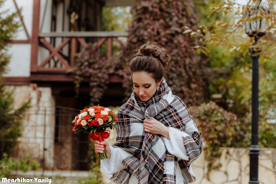 Wedding photographer Vasiliy Menshikov (menshikov). Photo of 3 April 2017