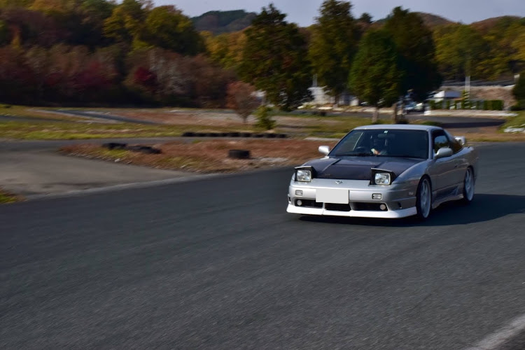 RX-7の備北ハイランドサーキット・サーキット走行に関するカスタム事例の投稿画像3枚目