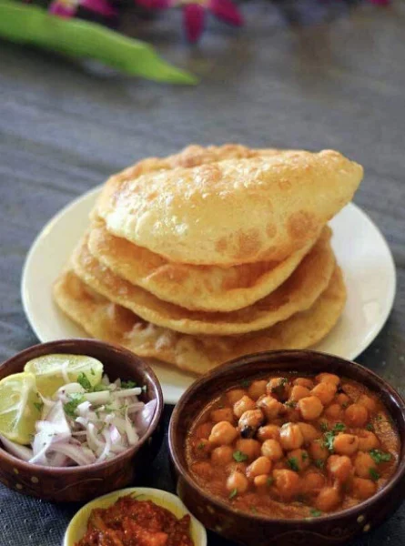 Chole Poori