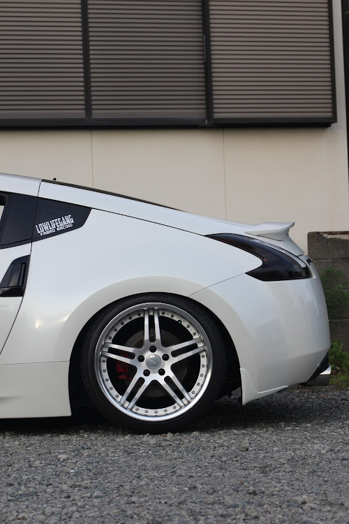 フェアレディZのカモイレーシング・Fabro Racing・カスタム・梅雨の晴れ間に関するカスタム事例の投稿画像5枚目