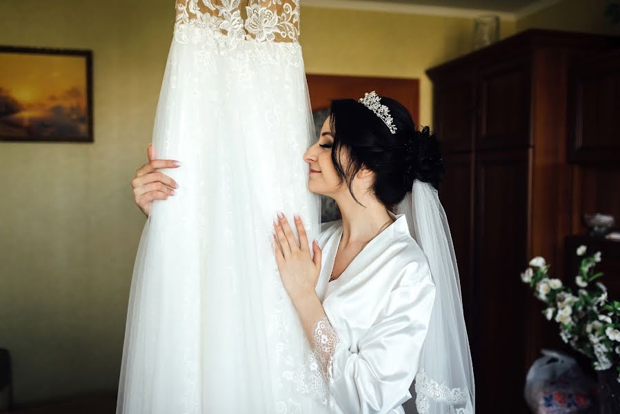 Wedding photographer Nikolay Emelyanov (emelianovphoto). Photo of 18 September 2019