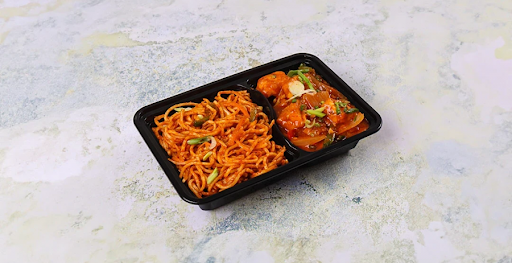 Mushroom Manchurian + Veg Noodles + 200ml Coke