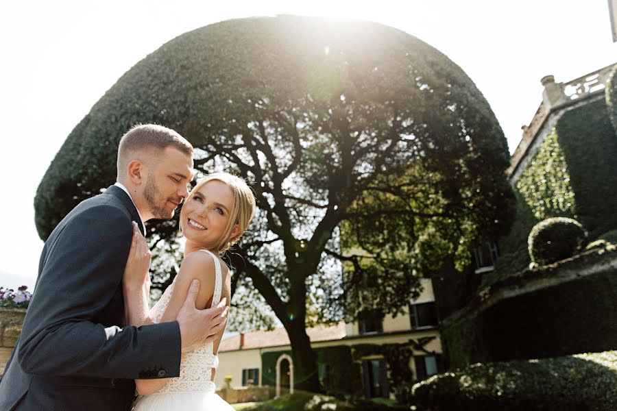 Fotografo di matrimoni Anna Peklova (annapeklova). Foto del 17 marzo 2019