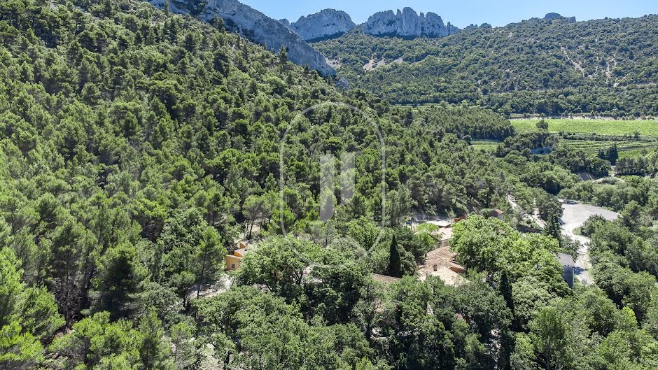 Vente hôtel particulier 19 pièces 940 m² à Vaison-la-Romaine (84110), 2 700 000 €