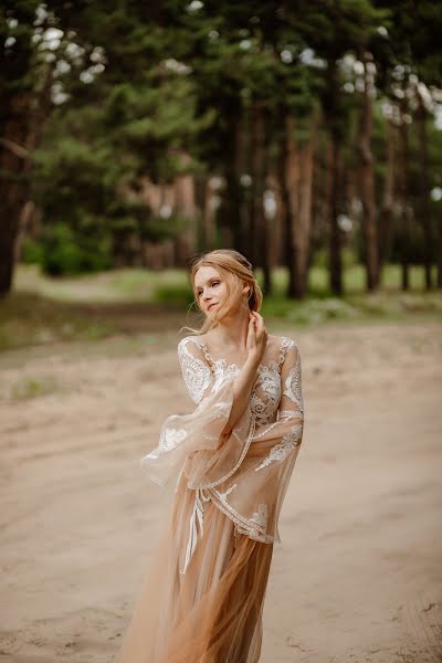 Pulmafotograaf Diana Voznyuk (dianavoznyuk). Foto tehtud 12 juuli 2021