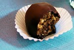 Pecan Pie Truffles was pinched from <a href="http://cooking.nytimes.com/recipes/1015214-pecan-pie-truffles" target="_blank">cooking.nytimes.com.</a>